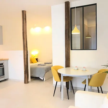 Evasions-echappee, Centre-ville, Gare Auterive (Haute-Garonne)